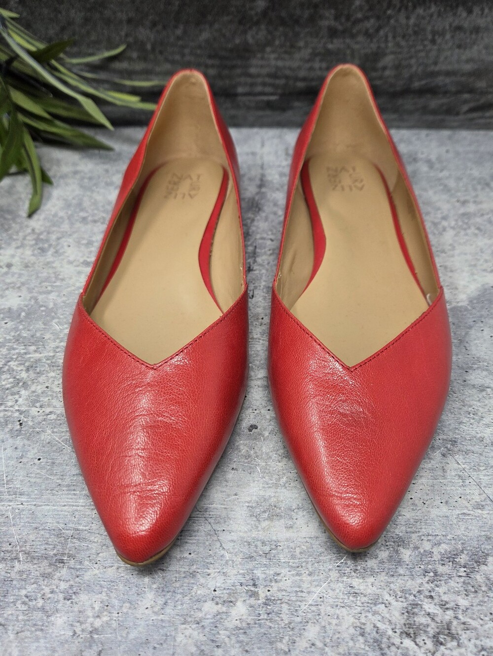 Naturalizer Red Havana Pointed Toe Flats Size 12 Metallic Trim Heel Office Party - Picture 2 of 11